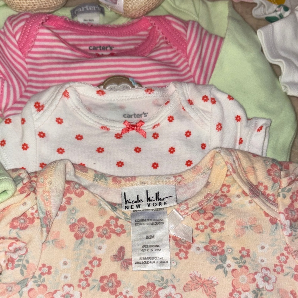 Baby Clothing and Accessories bundle - Picture 3 of 8